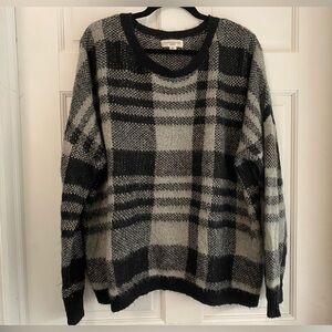 John Paul Richard Woman Black‎ and Gray Plaid Sweater - 2X